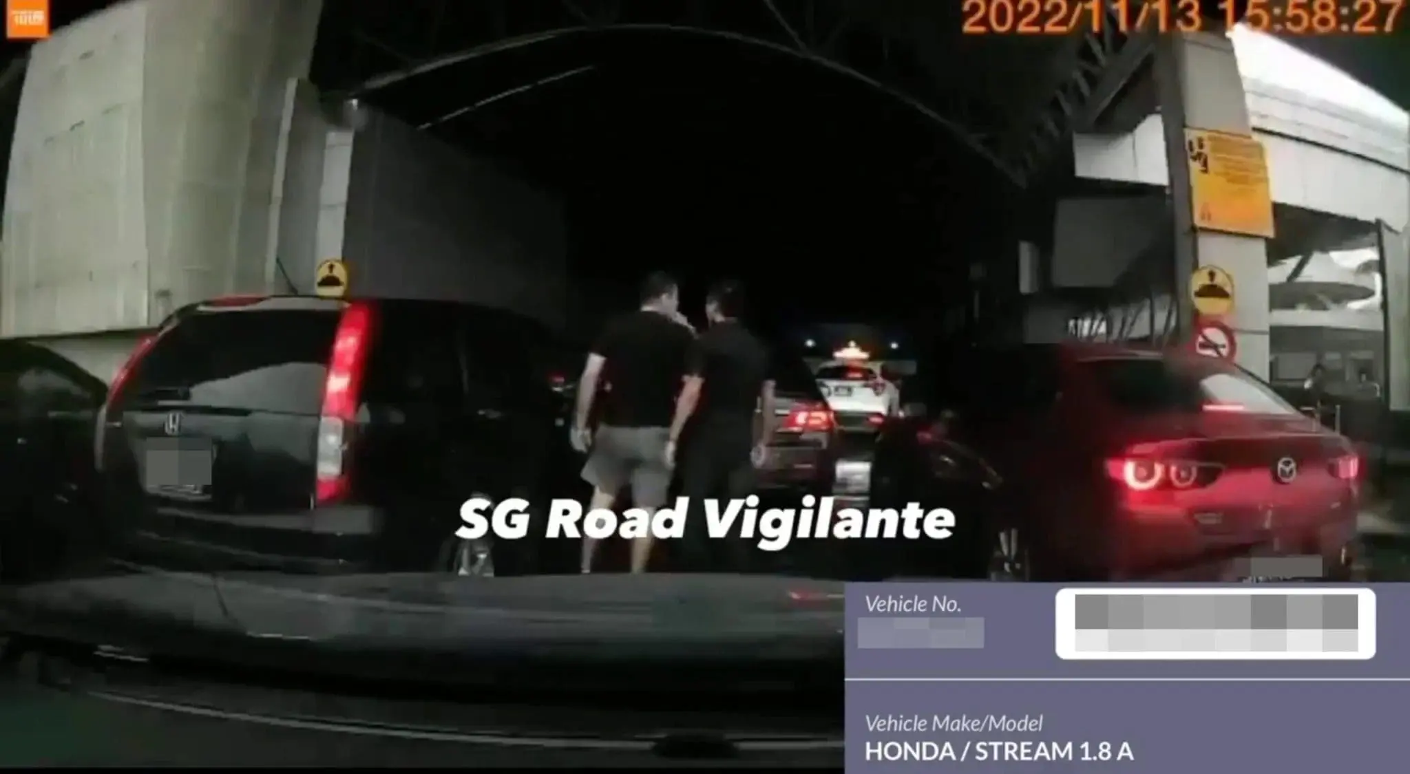 Toyota and Honda driver argue