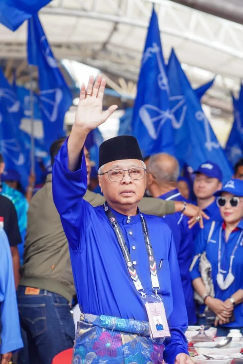 "I'll Reduce The Cabinet Size If I Become PM In #GE15", Promises Ismail Sabri