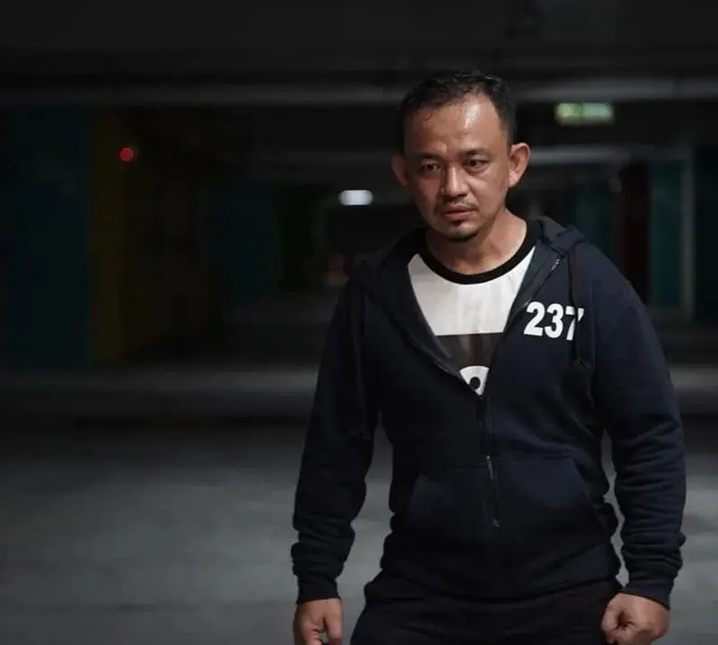 "Smile A Bit Lah" — M'sians Spooked By Maszlee Malik's Latest Drama Poster