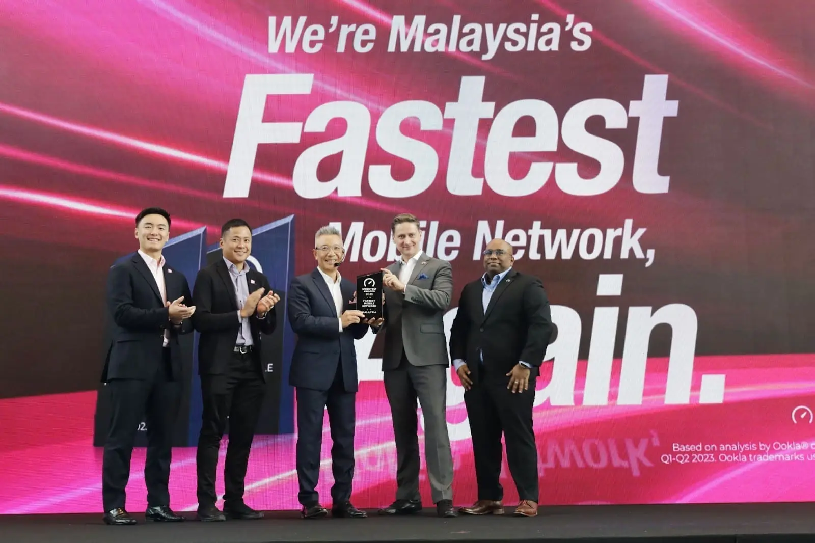 Launch of Yes 5G iPhone Package