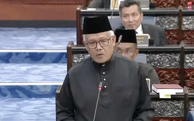 Larut MP Hamzah Zainudi