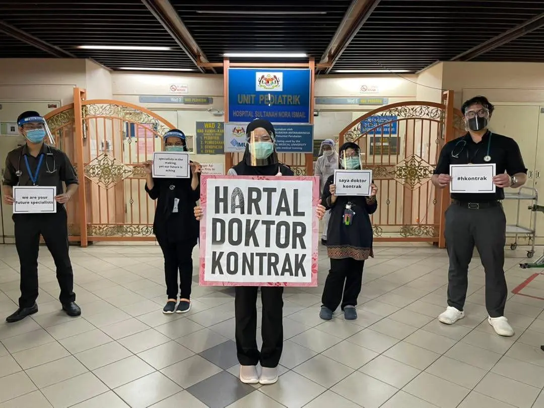 #HartalDoktorKontrak protest