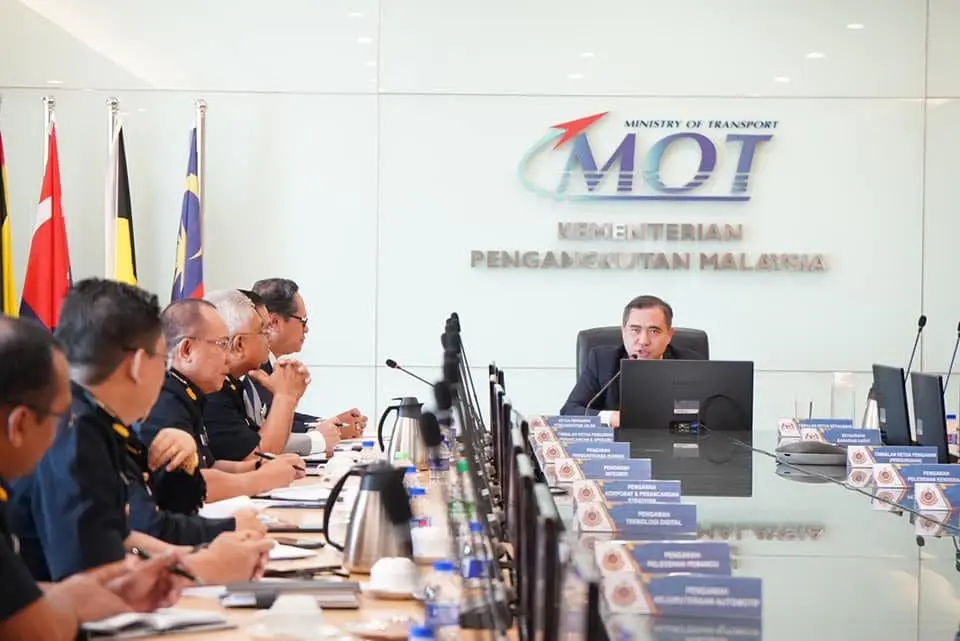 Anthony Loke meets with JPJ