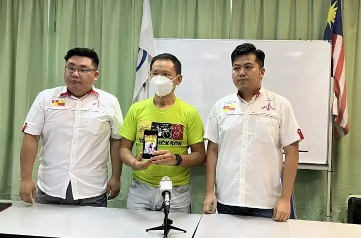 "Sorry Bro"- Targets The Wrong House, Loan Sharks Apologize Politely For Making The Victim Anxious