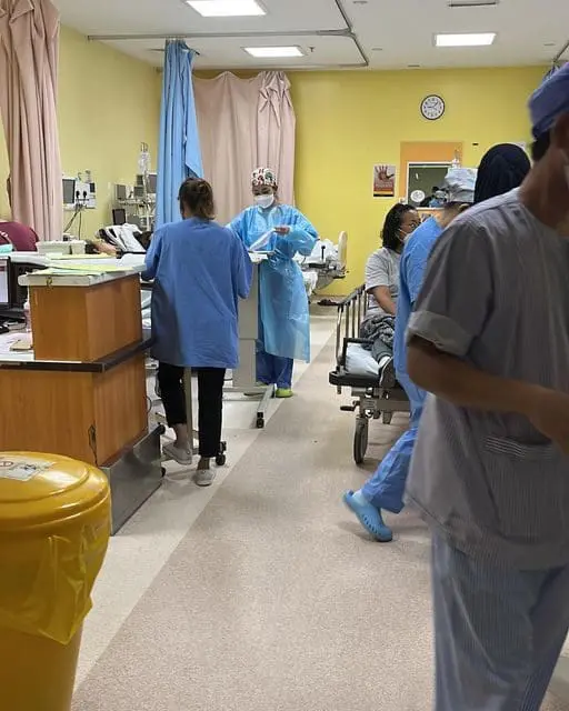 M’sian Doctor Reveals Woman Asking Him To Let Her 82yo Mother To Die At Hospital