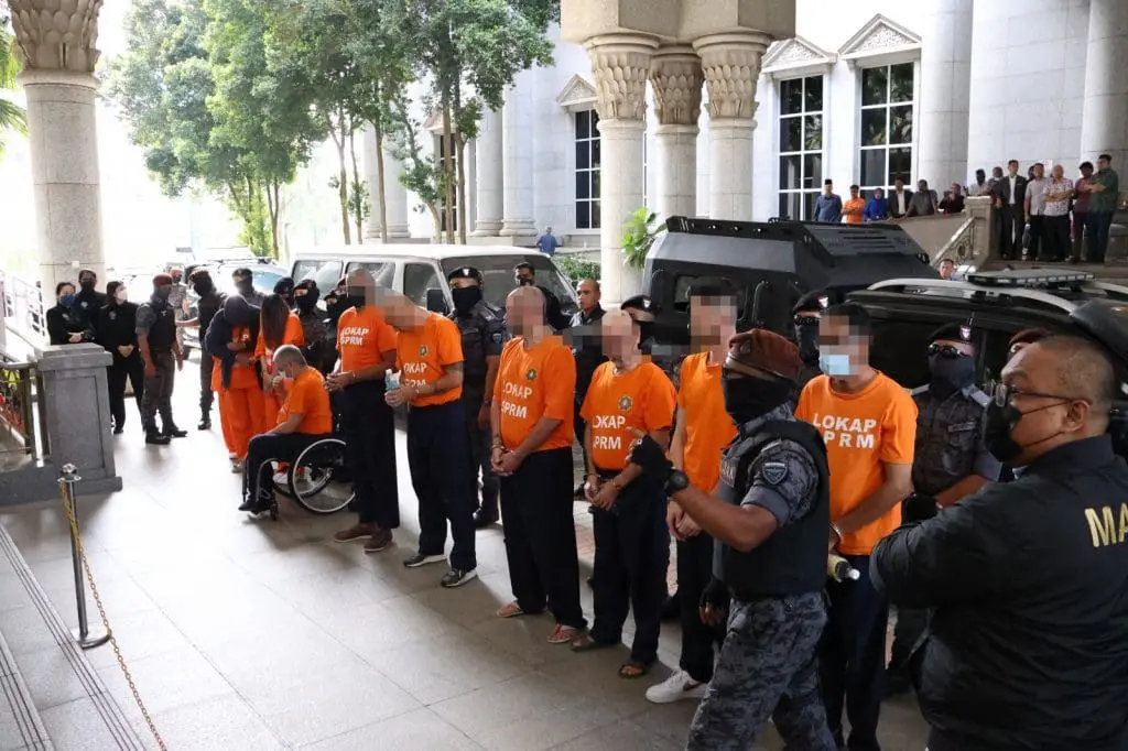 NZ Man Injures Himself While Trying To Avoid Arrest By Leaping From 14th To 11th Floor Of PJ Building