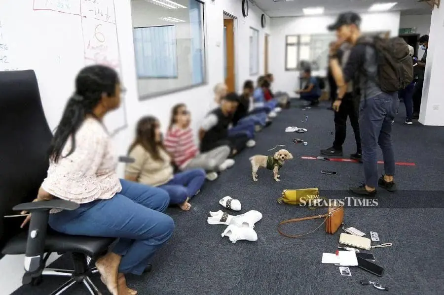 NZ Man Injures Himself While Trying To Avoid Arrest By Leaping From 14th To 11th Floor Of PJ Building