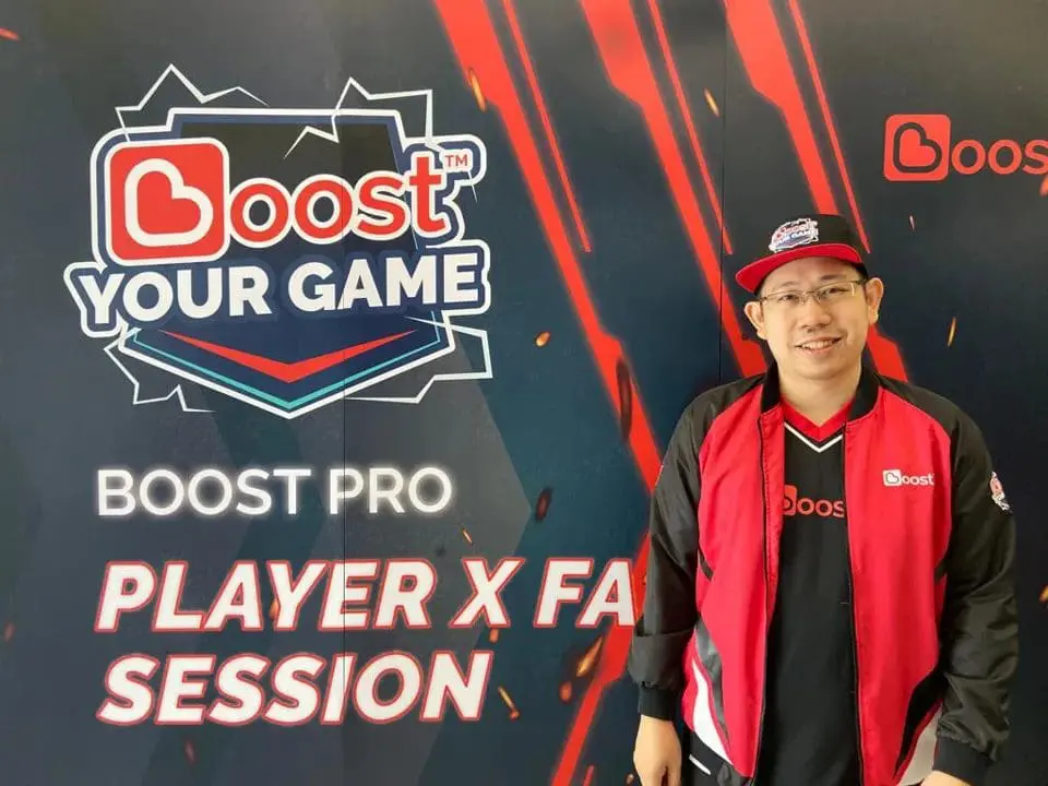 Engineering Lecturer & Hearthstone Gamer Dr Yew Weng Kean