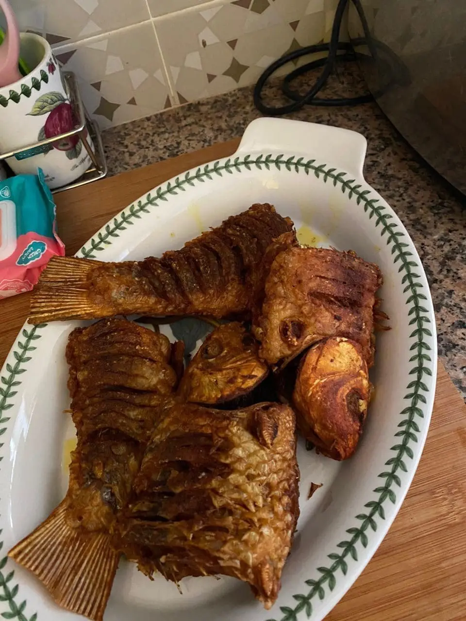 M'sian Woman's Parents Fry And Consume Pet Koi Fishes After They Died Due To Power Trip