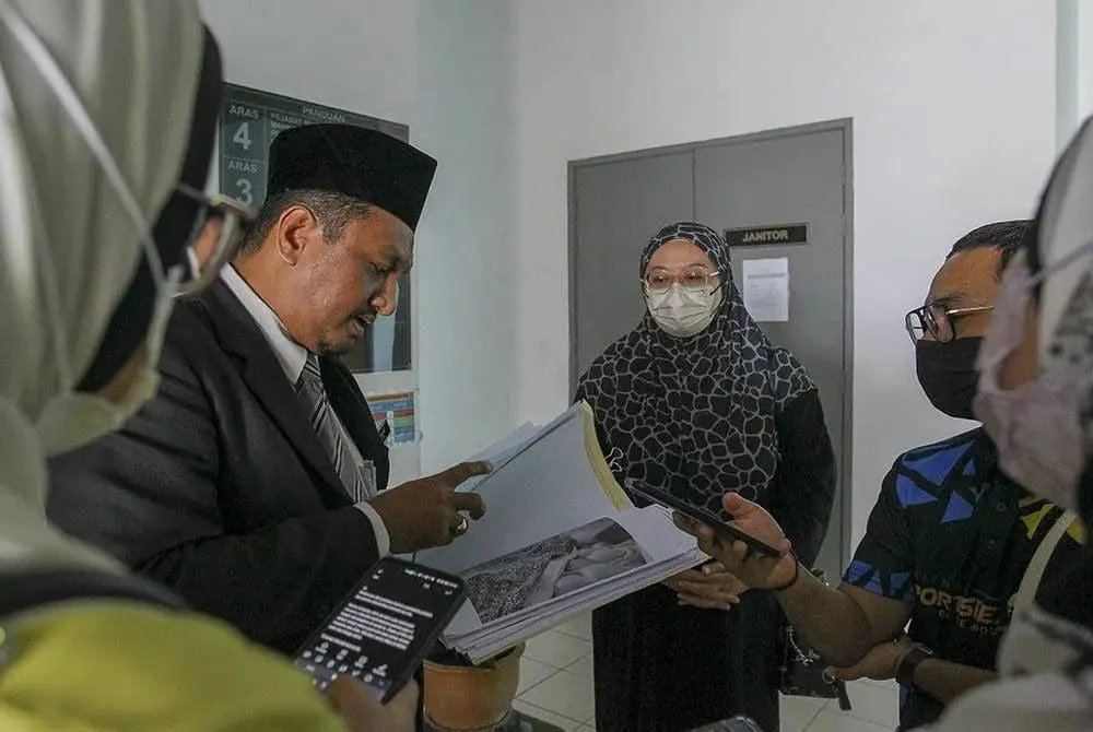 M'sian Woman Successfully Divorces Husband Who Landed Her In A Coma While She Was Pregnant