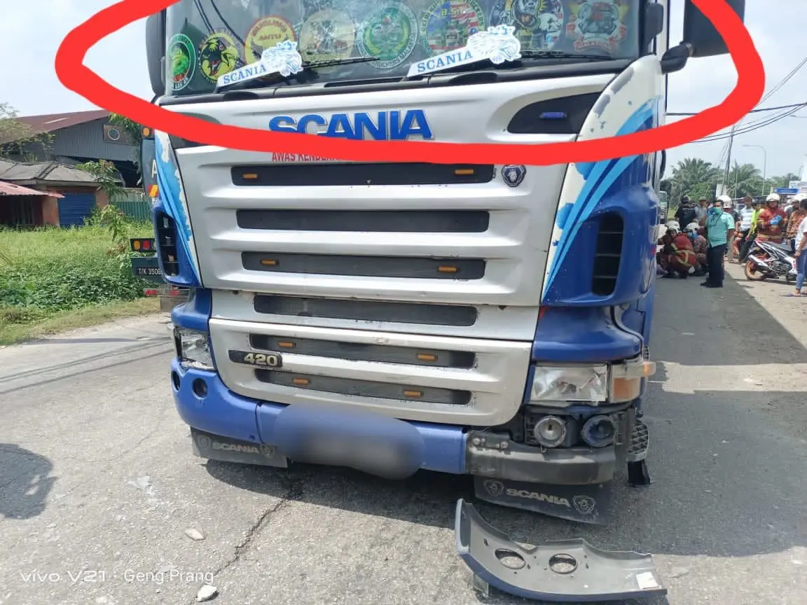 9yo M'sian Girl Crushed To Death By Truck While Coming Back From School