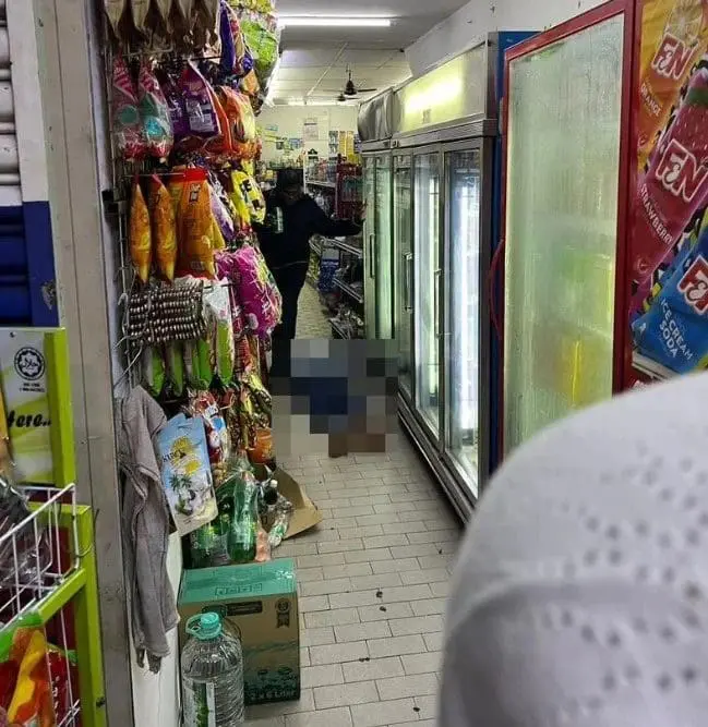 Gangsters Allegedly Overturn Coffin Of Johor Man Who Was Killed At Convenience Store