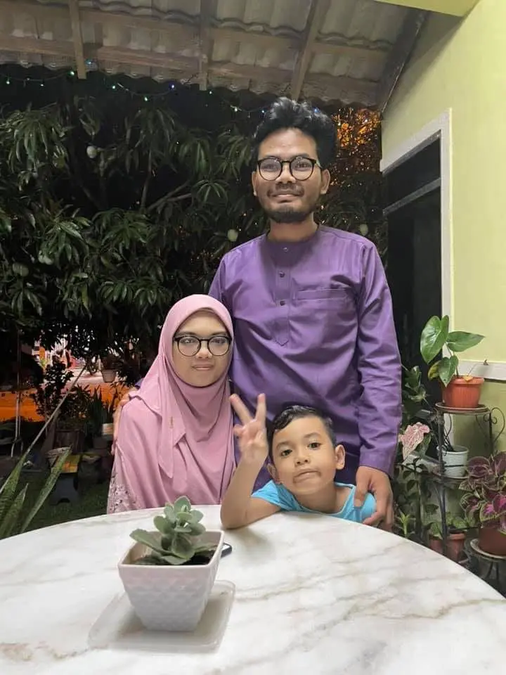 M'sian Boy's Drawing Shows Him Falling Asleep Before His Parents, Dies in Tragic Accident Days Later