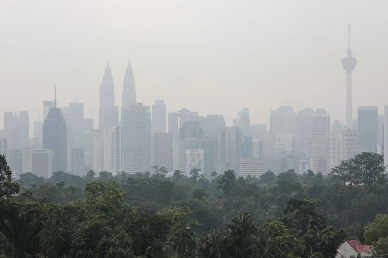 The Haze Season's Back In M'sia. Here Are 5 Ways You Can Survive Through It