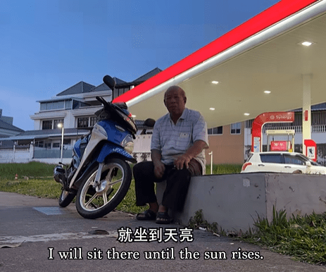 Devoted M'sian Father Visits Son At Prison By Travelling To S'pore At 2am Twice A Month For The Past 10 Years