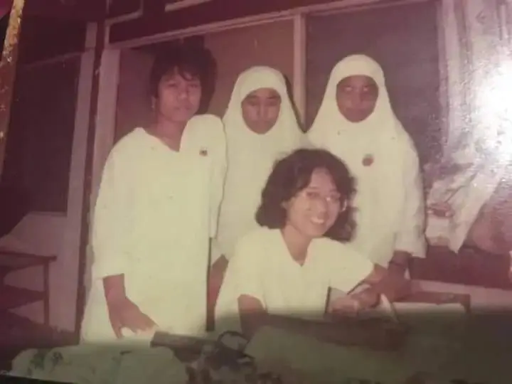 M'sian Woman Celebrates Raya With Teacher Who Helped Pay Her Uni Entrance Fees 36 Years Ago