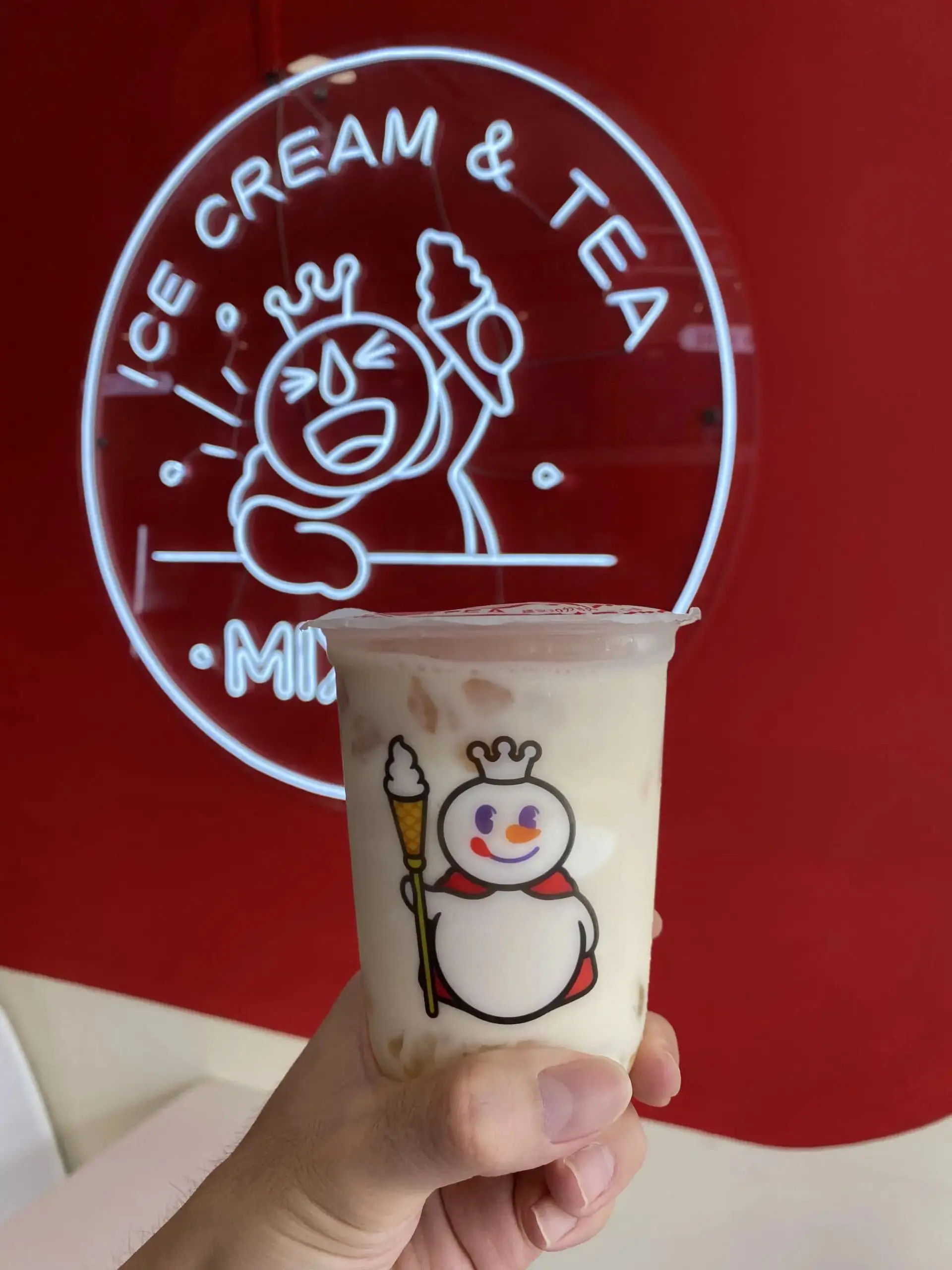 Mixue Malaysia Under Fire For Allegedly Only Hiring Degree Holders