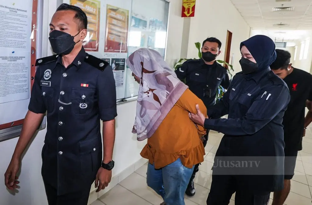 33yo M'sian Mother Charged With Sexually Abusing 14yo & 12yo Sons And Filming Pornographic Video