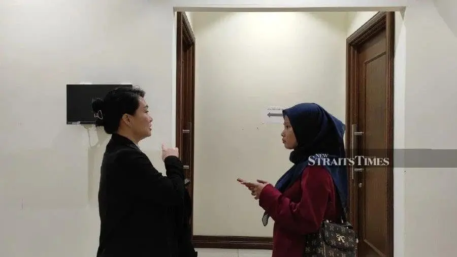 M'sian Student Sues Ex-Teacher For Being Absent For 7 Months, Wants Her Case To Be A 'Wake Up Call'