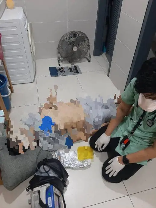 55yo M'sian Man Faints And Dies Inside Toilet At Shah Alam Home