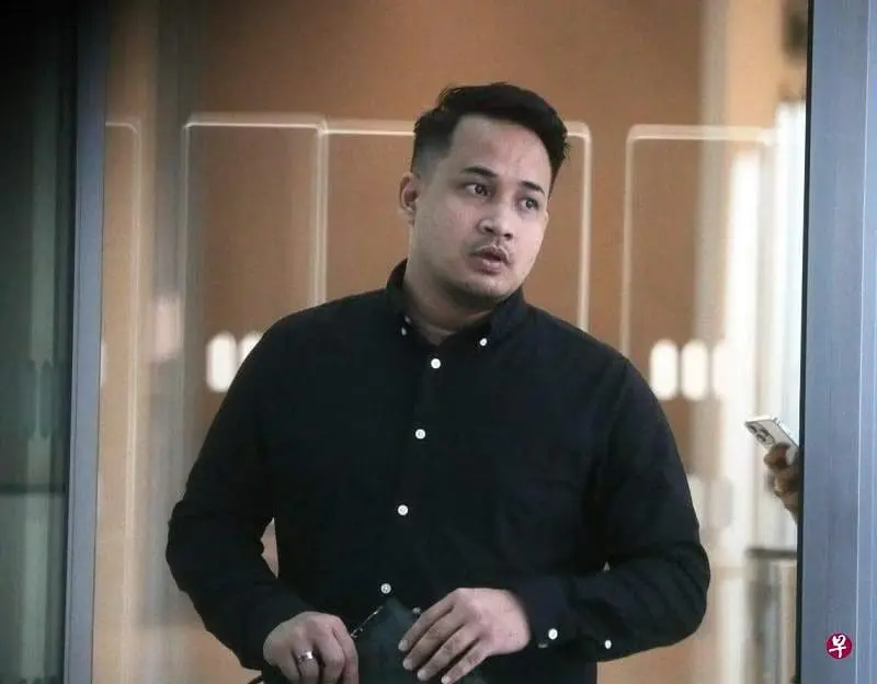 Man Pats Grab Rider's Cheek With 20cm Knife After He Was Upset Over Spilled Coffee