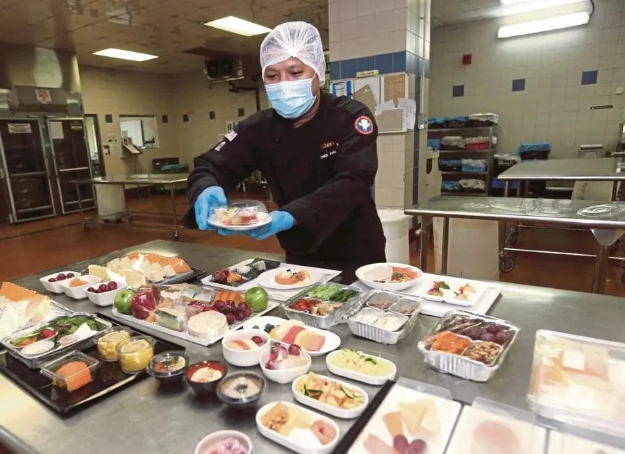 'Finally!'- Netizens Rejoice Over Malaysia Airlines ‘Divorce’ From Brahim’s Holdings’ 25 Years Of In-Catering Services