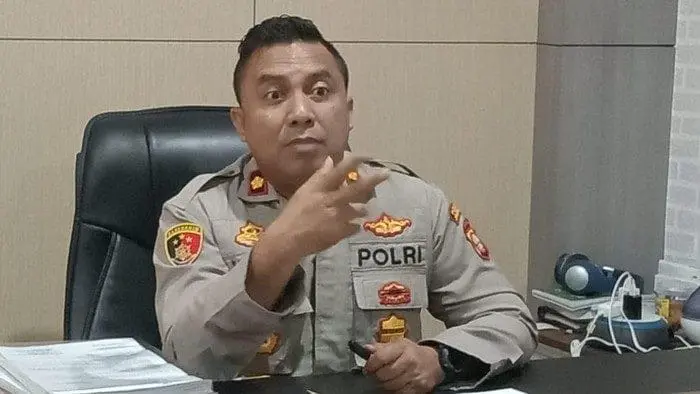 Cilandak district police chief Wahid Key