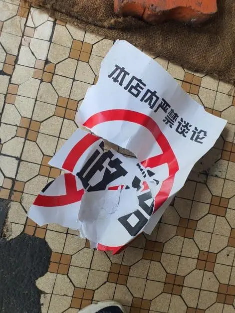 Kedah Kopitiam Has Sign Banning Talk About Politics, Owners Says It Was Placed By Customer