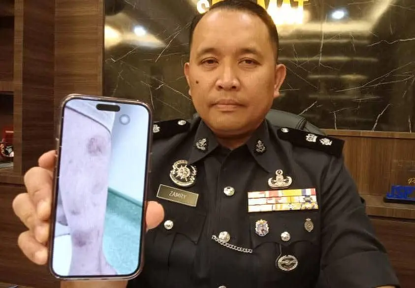 M'sian Man Canes 20yo Daughter More Than 10 Times For Working As Salesperson Behind His Back