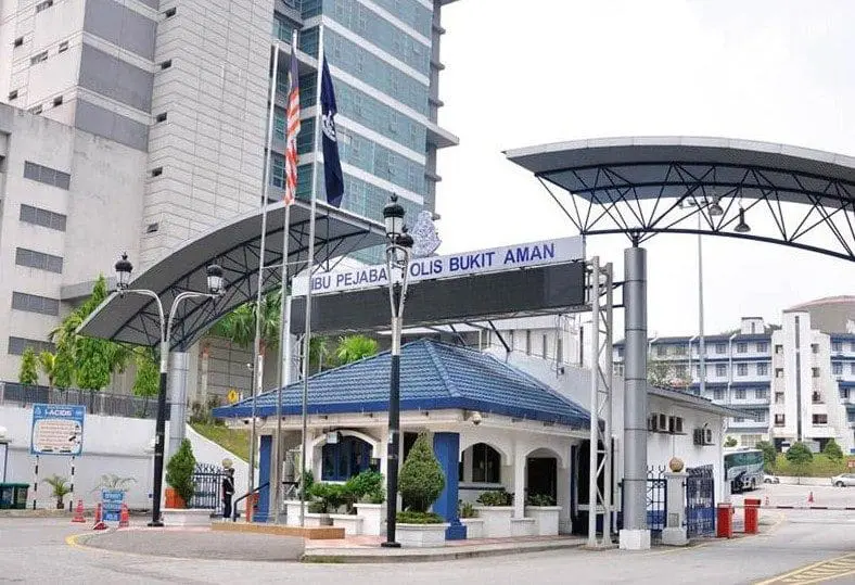 38yo M'sian Lecturer Loses Over Half A Million Ringgit To Scammers Via Phone Call