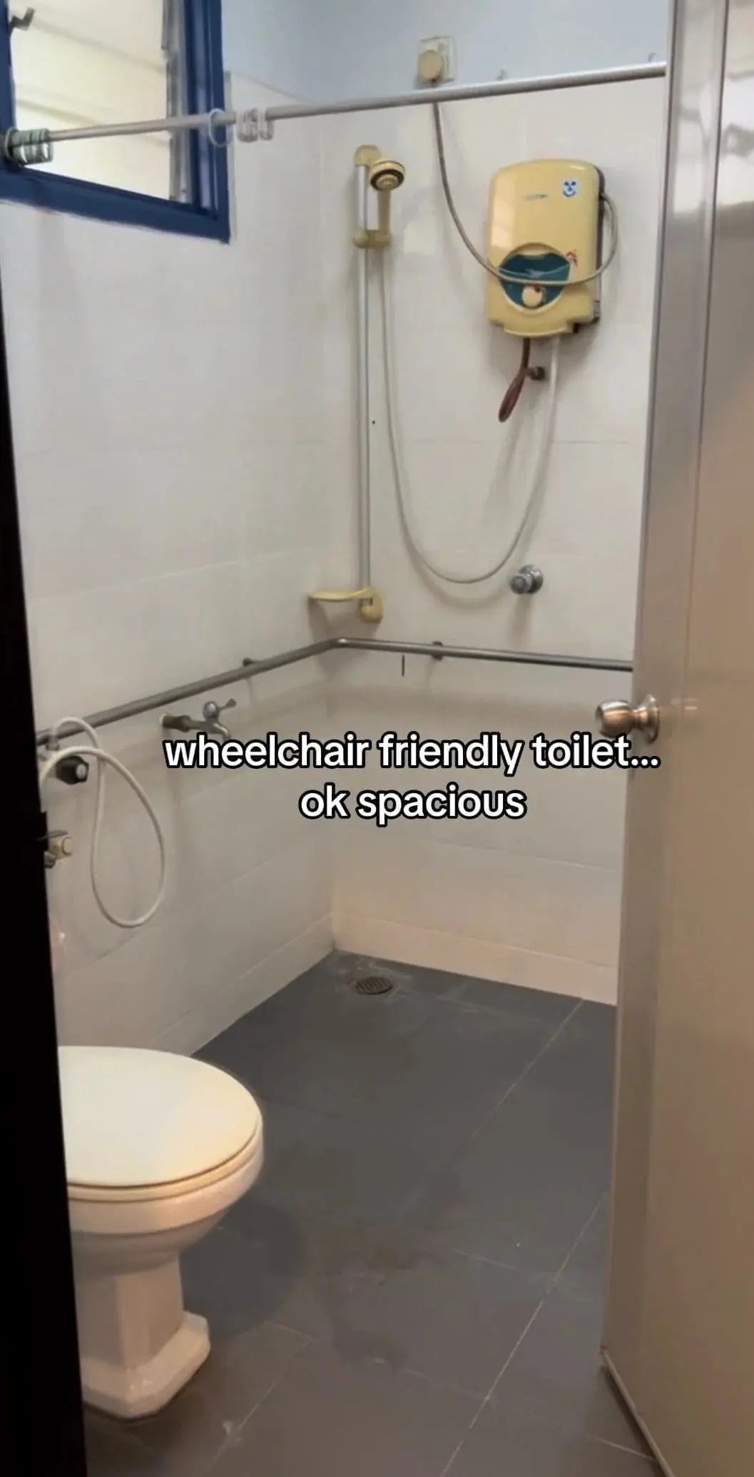 Woman Checks Into Home For The Disabled In JB By Mistake Via Airbnb, Netizens Say It Looks Decent