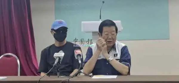 the msian man revealing his affair at a press conference