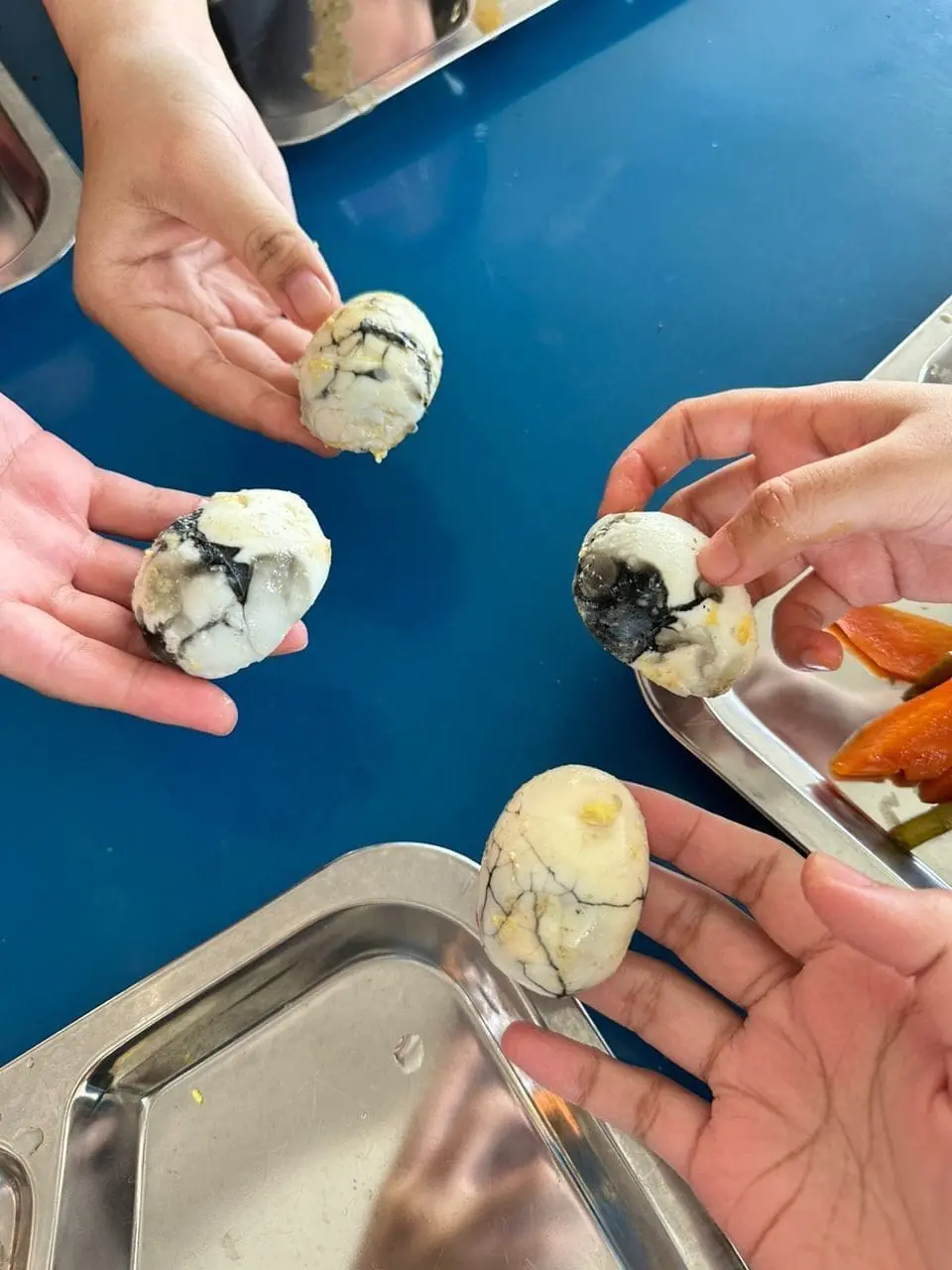 Rotten egg served to students at MARA college