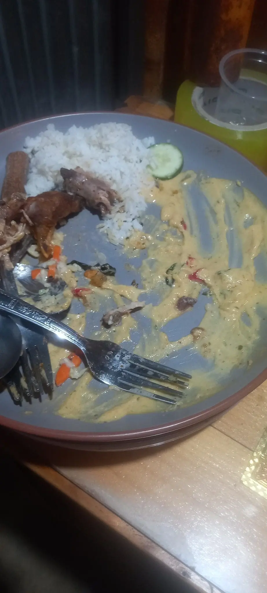 Buttermilk chicken customer claimed was sour