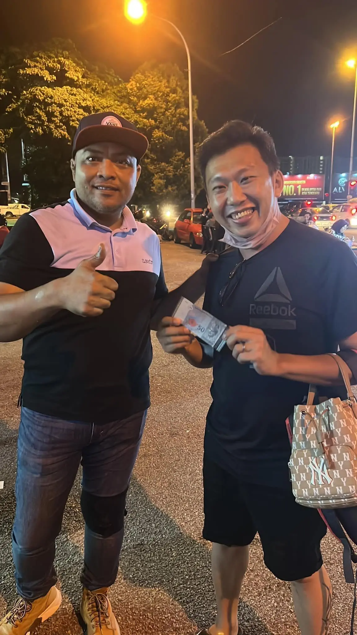 Man Slapped by Flying Roti Canai, Gets RM50