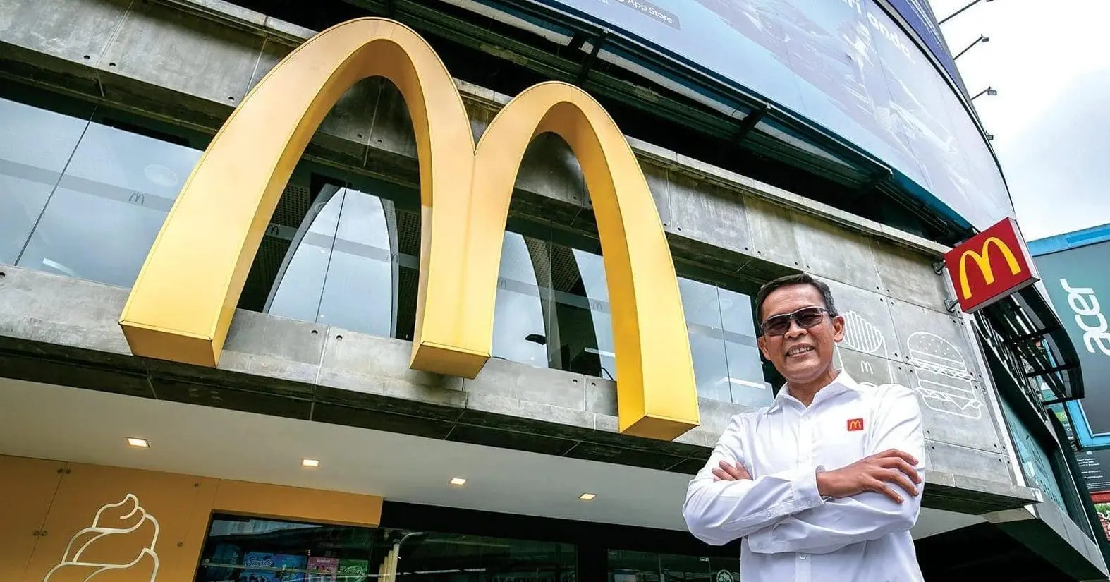  Dato' Haji Azmir Jaafar