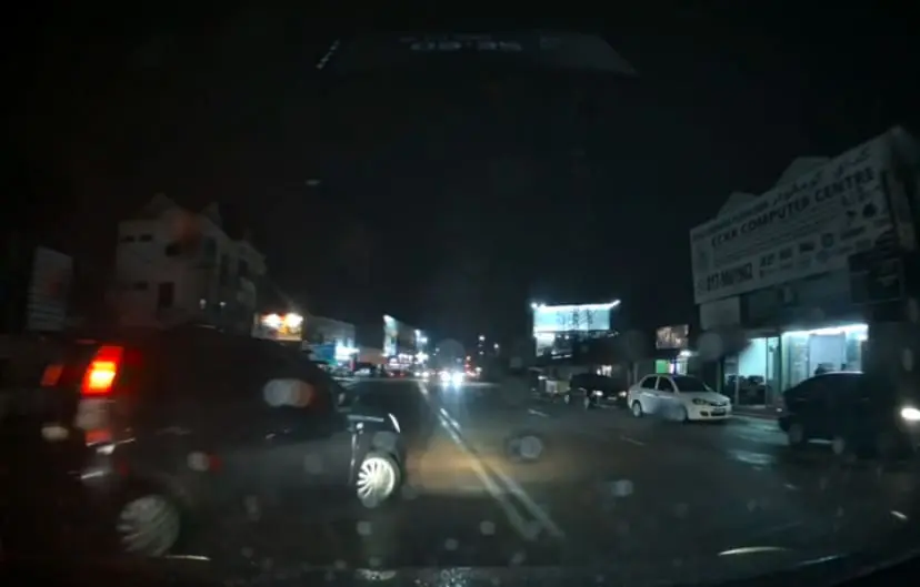 Perodua Axia Collides With Viva After Making A U-Turn Out Of The Blue