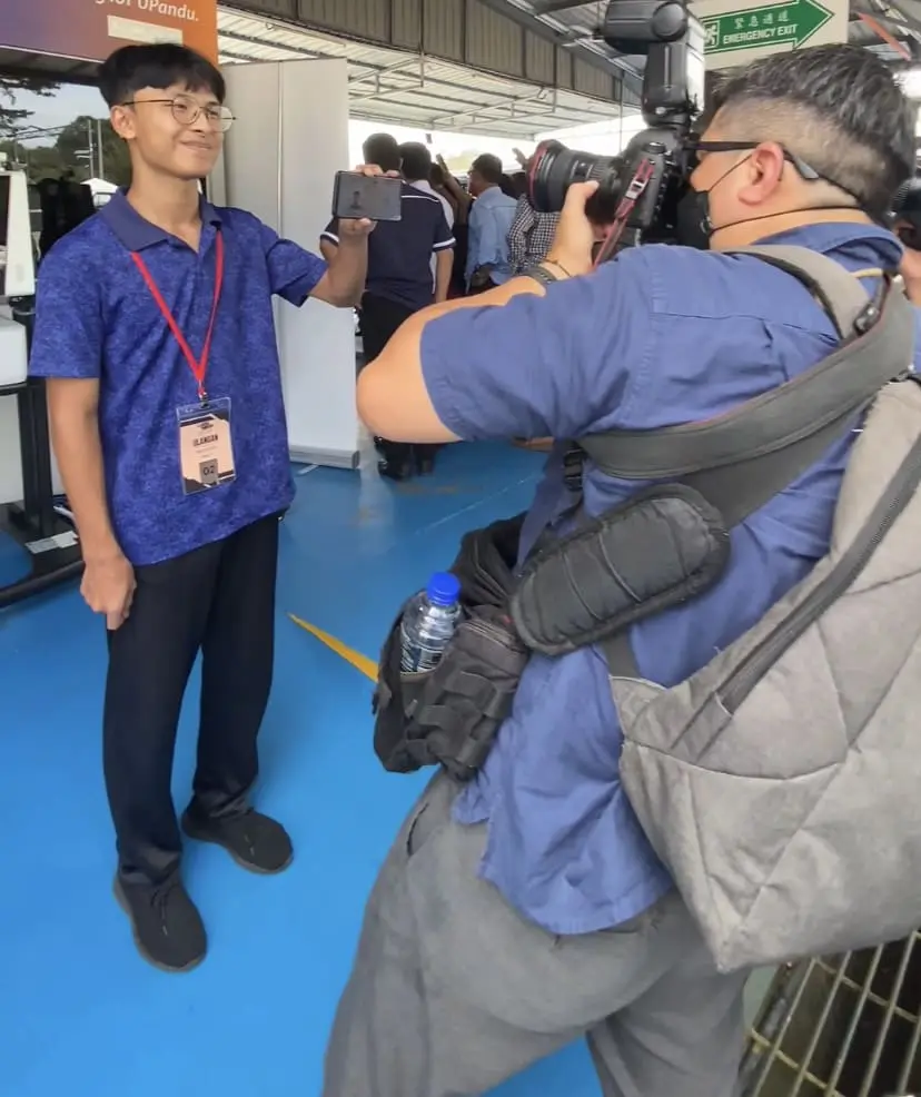 Muhammad Ridzwan Chum Abdullah is the first Malaysian teen to own a P license from E testing in one go