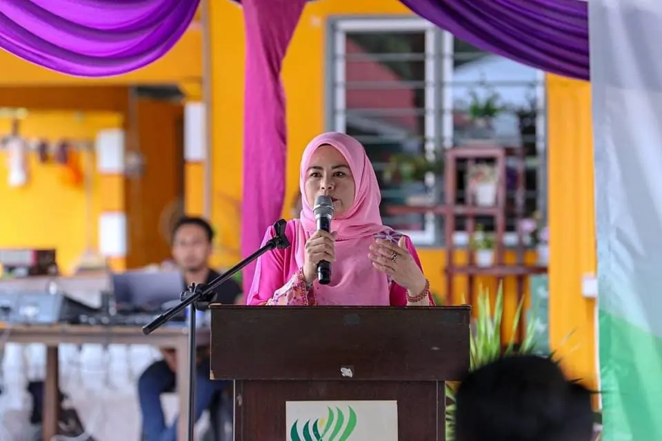 Datuk Seri Dr Noraini Ahmad 
