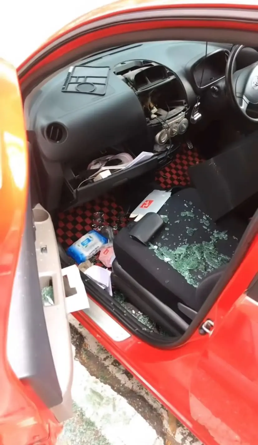 car door window glass destroyed 