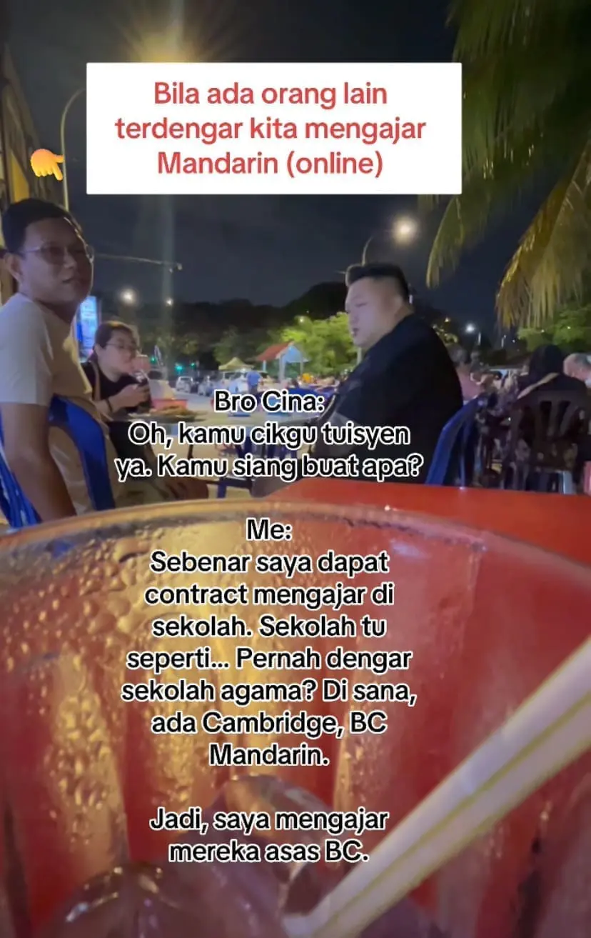 M'sian Woman Wows Chinese Diners With Fluent Mandarin While Conducting Online Class At Restaurant