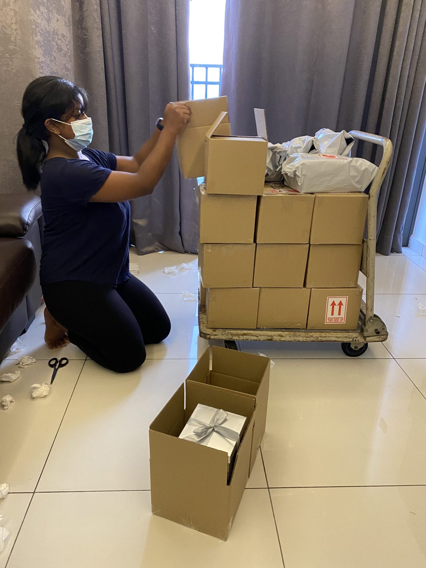 mesh wrapping her orders