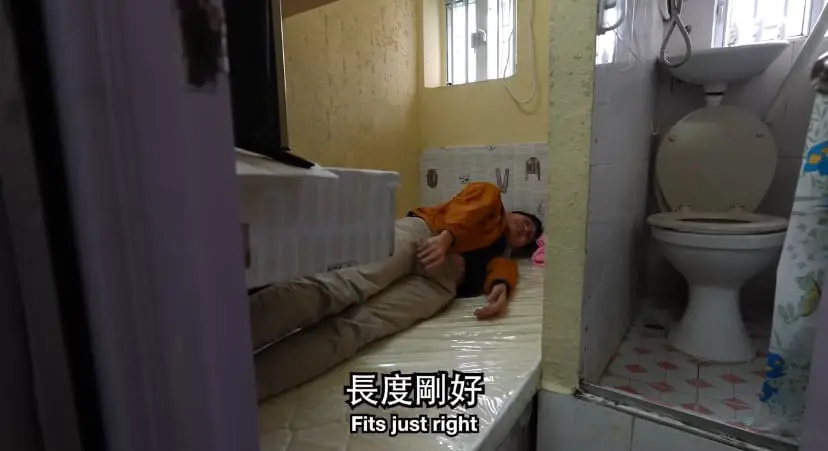 Zuwei, Malaysian who stays in a budget apartment in Hong Kong
