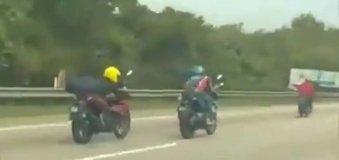 mat rempits superman stunt