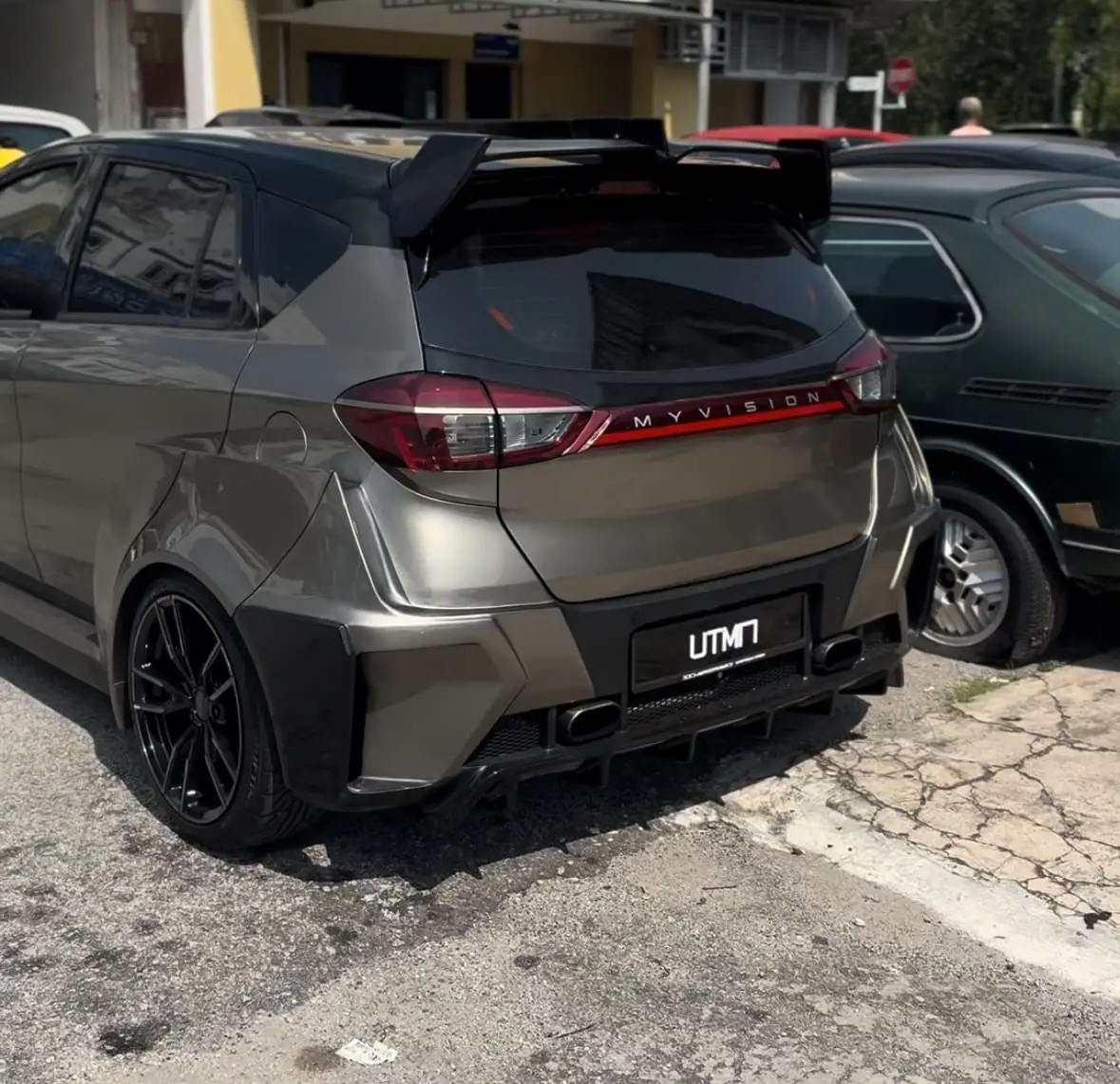 M’sian Car Enthusiast Shows Off ‘Myvighini,’ A One-Of-A-Kind Myvi That Left Netizens Stunned