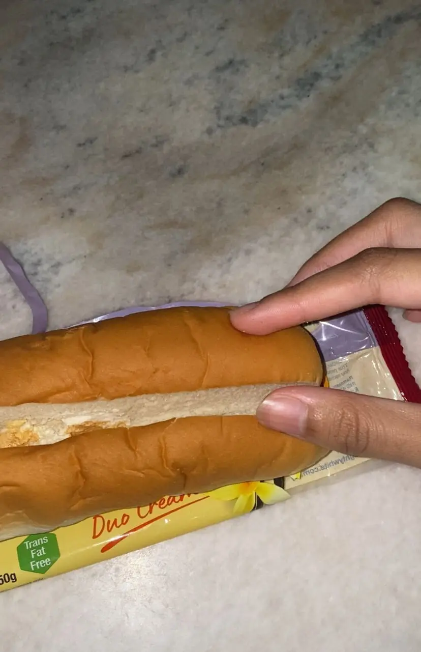 undefiilled cream bun