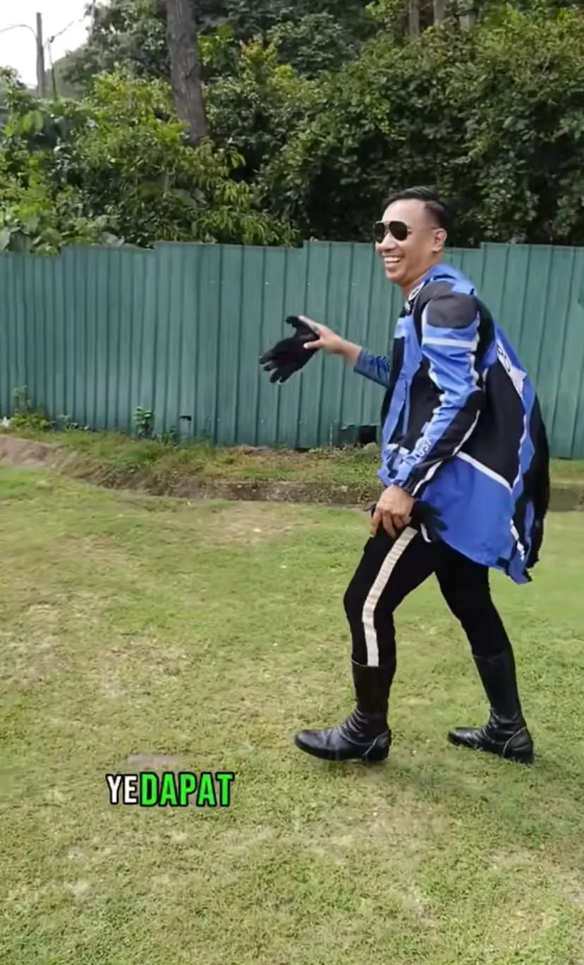 PDRM officer gets back his glove from the monkey