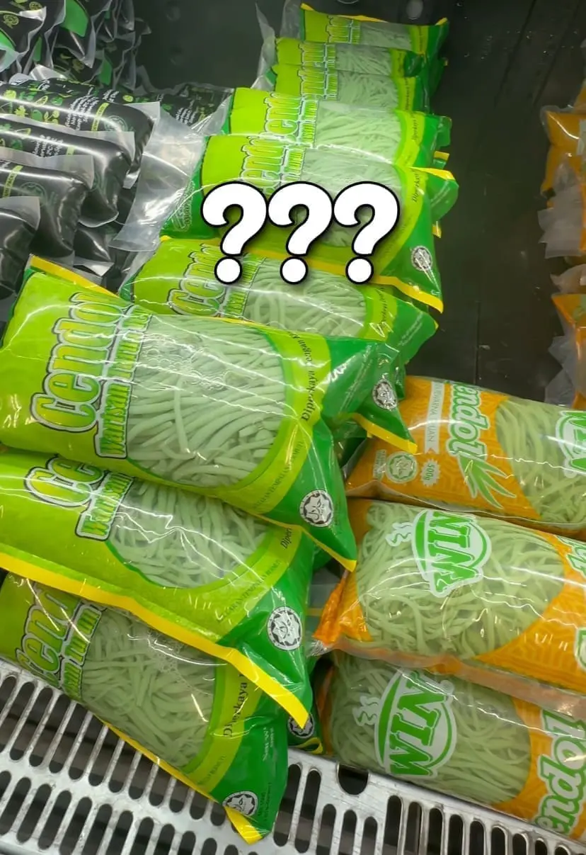 Japanese Woman Mistakes Cendol For Ramen