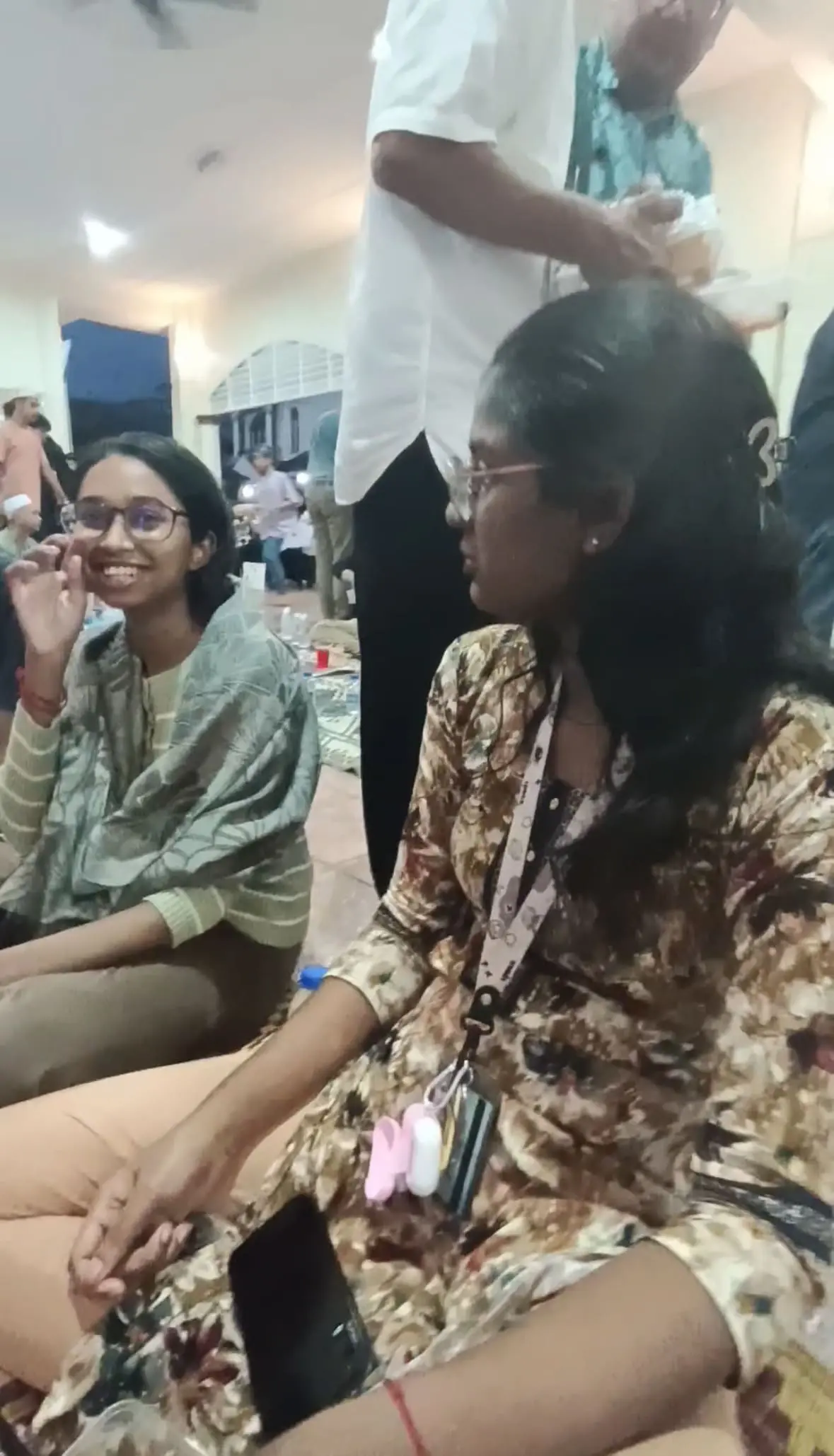 indian community enjoying iftar at kelantan mosque