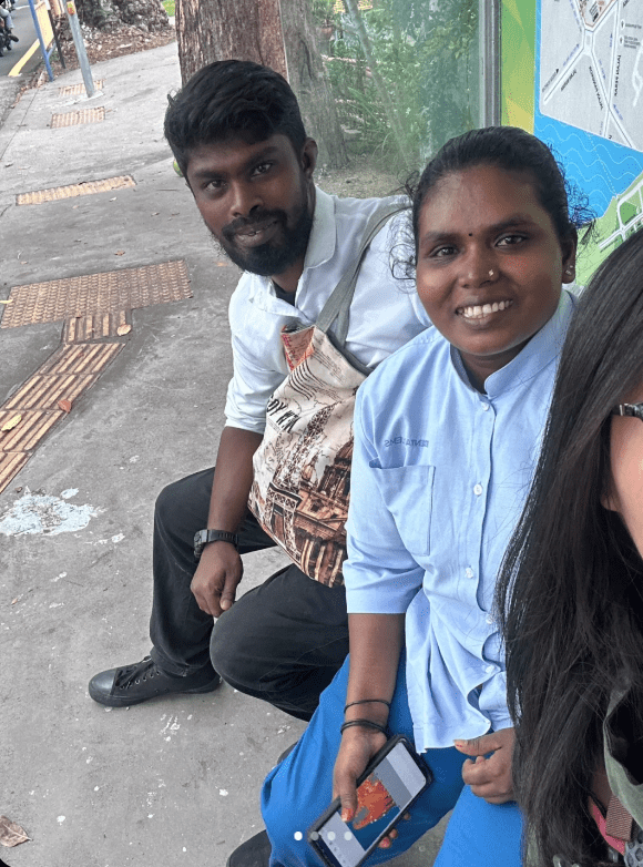 Taiwan tourist takes photo with Indian couple who helped her in Penang